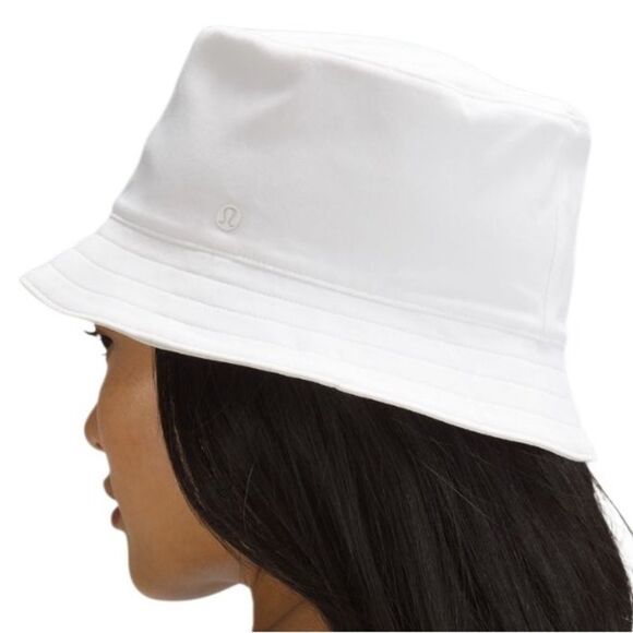 Lululemon Both Ways Reversible Bucket Hat Bone/White S/M main image 11